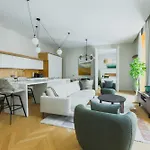 Apt 2Bdr-4P - Arc De Triomphe-Champs-Elysees